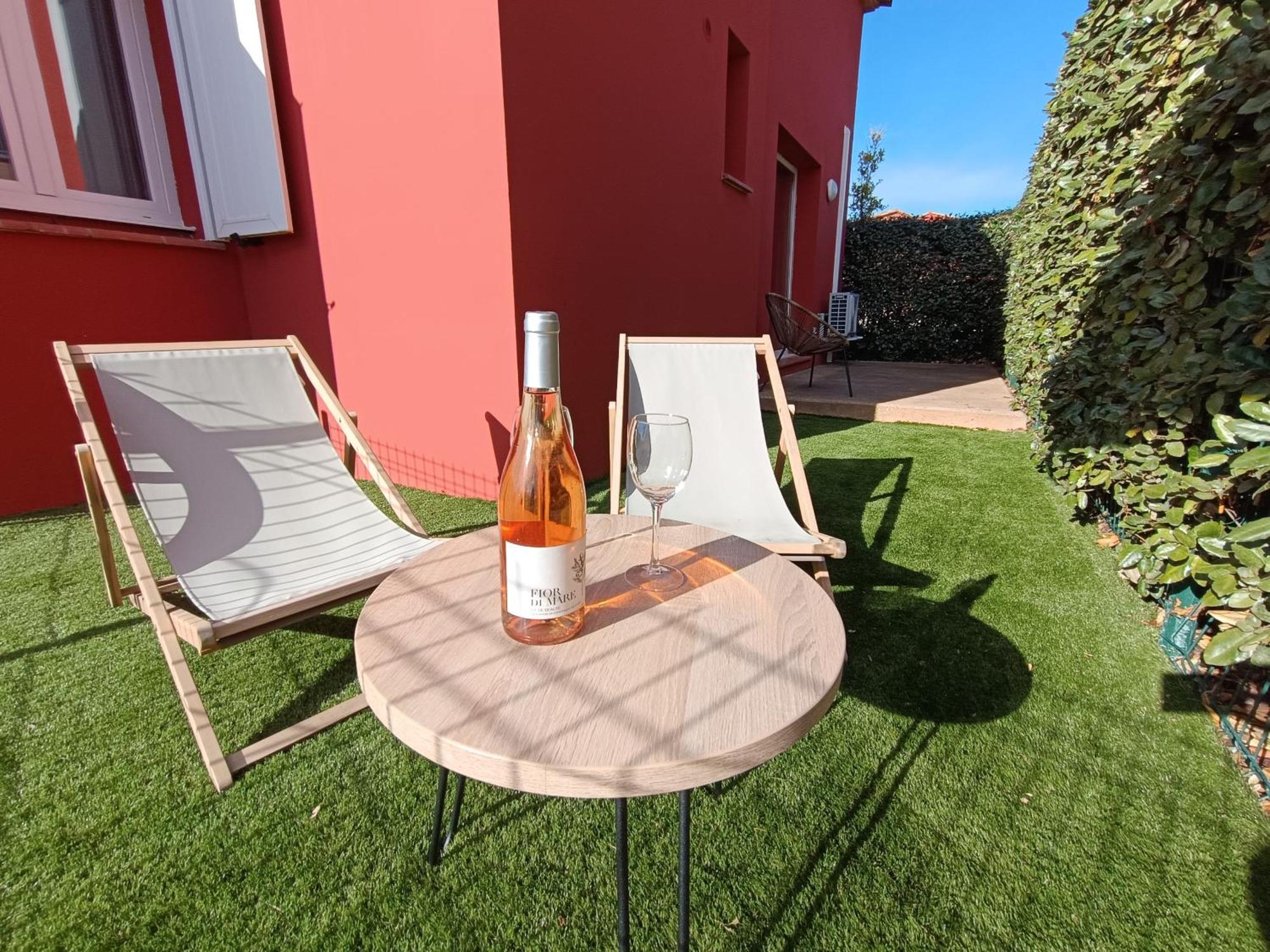 Residence Hoteliere Les Hameaux De Saint Cyprien Appartement 2 Chambres Lecci Exterior photo
